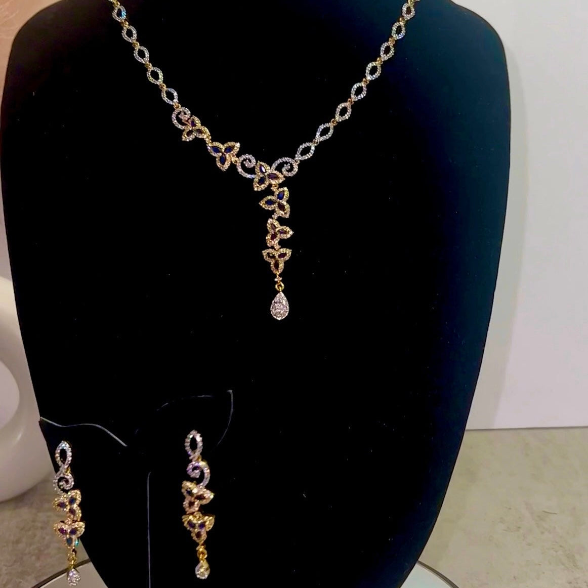 Renna Indian earrings and necklace set